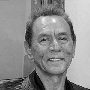 Wes Studi